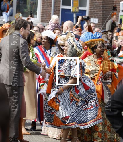 Rotterdam 27 april 2023
Koningsdag 2023 in Rotterdam met aanwezig Koning Willem Alexander, KoninginMaxima ,Prinses Amalia, Prinses Ariane ,Prins Constantijn ,Prinses Laurentien ,Prins Maurits ,Prinses Marilene ,Prins Bernhard ,Prinses Annette ,Prins Floris ,Prinses Aimee ,Prins Pieter Christiaan, en Prinses Anita .
Burgemeester Aboutaleb is de gastheer.