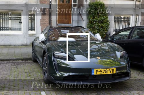 Amsterdam 13 mei 2023
Prins Maurits heeft speciale kappen om zijn spiegels van zijn porsche Taycan .
Door die kappen kunnen de spiegels niet gepikt worden.