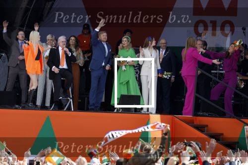 Rotterdam 27 april 2023
Koningsdag 2023 in Rotterdam met aanwezig Koning Willem Alexander, KoninginMaxima ,Prinses Amalia, Prinses Ariane ,Prins Constantijn ,Prinses Laurentien ,Prins Maurits ,Prinses Marilene ,Prins Bernhard ,Prinses Annette ,Prins Floris ,Prinses Aimee ,Prins Pieter Christiaan, en Prinses Anita .
Burgemeester Aboutaleb is de gastheer. Lee Towers Davina Michelle en Ronnie Flex treden op.