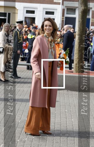 Rotterdam 27 april 2023
Koningsdag 2023 in Rotterdam met aanwezig Koning Willem Alexander, KoninginMaxima ,Prinses Amalia, Prinses Ariane ,Prins Constantijn ,Prinses Laurentien ,Prins Maurits ,Prinses Marilene ,Prins Bernhard ,Prinses Annette ,Prins Floris ,Prinses Aimee ,Prins Pieter Christiaan, en Prinses Anita .
Burgemeester Aboutaleb is de gastheer.