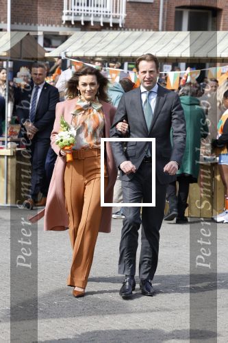 Rotterdam 27 april 2023
Koningsdag 2023 in Rotterdam met aanwezig Koning Willem Alexander, KoninginMaxima ,Prinses Amalia, Prinses Ariane ,Prins Constantijn ,Prinses Laurentien ,Prins Maurits ,Prinses Marilene ,Prins Bernhard ,Prinses Annette ,Prins Floris ,Prinses Aimee ,Prins Pieter Christiaan, en Prinses Anita .
Burgemeester Aboutaleb is de gastheer.