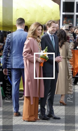 Rotterdam 27 april 2023
Koningsdag 2023 in Rotterdam met aanwezig Koning Willem Alexander, KoninginMaxima ,Prinses Amalia, Prinses Ariane ,Prins Constantijn ,Prinses Laurentien ,Prins Maurits ,Prinses Marilene ,Prins Bernhard ,Prinses Annette ,Prins Floris ,Prinses Aimee ,Prins Pieter Christiaan, en Prinses Anita .
Burgemeester Aboutaleb is de gastheer.