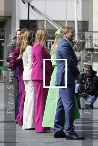 Rotterdam 27 april 2023
Koningsdag 2023 in Rotterdam met aanwezig Koning Willem Alexander, KoninginMaxima ,Prinses Amalia, Prinses Ariane ,Prins Constantijn ,Prinses Laurentien ,Prins Maurits ,Prinses Marilene ,Prins Bernhard ,Prinses Annette ,Prins Floris ,Prinses Aimee ,Prins Pieter Christiaan, en Prinses Anita .
Burgemeester Aboutaleb is de gastheer.