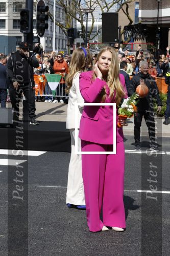 Rotterdam 27 april 2023
Koningsdag 2023 in Rotterdam met aanwezig Koning Willem Alexander, KoninginMaxima ,Prinses Amalia, Prinses Ariane ,Prins Constantijn ,Prinses Laurentien ,Prins Maurits ,Prinses Marilene ,Prins Bernhard ,Prinses Annette ,Prins Floris ,Prinses Aimee ,Prins Pieter Christiaan, en Prinses Anita .
Burgemeester Aboutaleb is de gastheer.