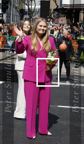 Rotterdam 27 april 2023
Koningsdag 2023 in Rotterdam met aanwezig Koning Willem Alexander, KoninginMaxima ,Prinses Amalia, Prinses Ariane ,Prins Constantijn ,Prinses Laurentien ,Prins Maurits ,Prinses Marilene ,Prins Bernhard ,Prinses Annette ,Prins Floris ,Prinses Aimee ,Prins Pieter Christiaan, en Prinses Anita .
Burgemeester Aboutaleb is de gastheer.