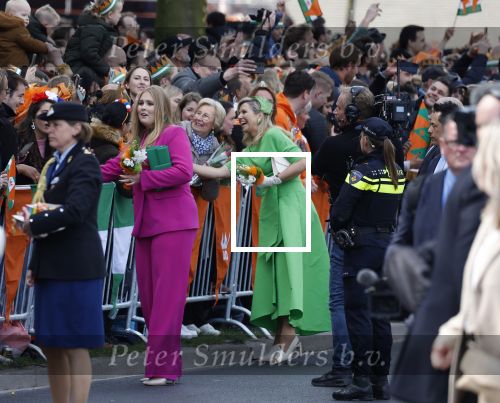 Rotterdam 27 april 2023
Koningsdag 2023 in Rotterdam met aanwezig Koning Willem Alexander, KoninginMaxima ,Prinses Amalia, Prinses Ariane ,Prins Constantijn ,Prinses Laurentien ,Prins Maurits ,Prinses Marilene ,Prins Bernhard ,Prinses Annette ,Prins Floris ,Prinses Aimee ,Prins Pieter Christiaan, en Prinses Anita .
Burgemeester Aboutaleb is de gastheer.