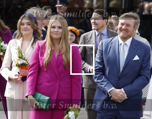 Rotterdam 27 april 2023
Koningsdag 2023 in Rotterdam met aanwezig Koning Willem Alexander, KoninginMaxima ,Prinses Amalia, Prinses Ariane ,Prins Constantijn ,Prinses Laurentien ,Prins Maurits ,Prinses Marilene ,Prins Bernhard ,Prinses Annette ,Prins Floris ,Prinses Aimee ,Prins Pieter Christiaan, en Prinses Anita .
Burgemeester Aboutaleb is de gastheer.