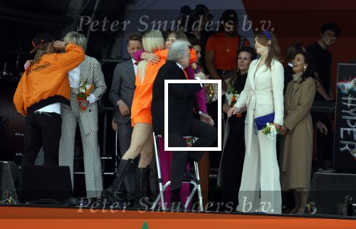 Rotterdam 27 april 2023
Koningsdag 2023 in Rotterdam met aanwezig Koning Willem Alexander, KoninginMaxima ,Prinses Amalia, Prinses Ariane ,Prins Constantijn ,Prinses Laurentien ,Prins Maurits ,Prinses Marilene ,Prins Bernhard ,Prinses Annette ,Prins Floris ,Prinses Aimee ,Prins Pieter Christiaan, en Prinses Anita .
Burgemeester Aboutaleb is de gastheer. Lee Towers Davina Michelle en Ronnie Flex treden op.