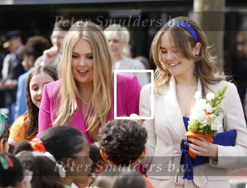 Rotterdam 27 april 2023
Koningsdag 2023 in Rotterdam met aanwezig Koning Willem Alexander, KoninginMaxima ,Prinses Amalia, Prinses Ariane ,Prins Constantijn ,Prinses Laurentien ,Prins Maurits ,Prinses Marilene ,Prins Bernhard ,Prinses Annette ,Prins Floris ,Prinses Aimee ,Prins Pieter Christiaan, en Prinses Anita .
Burgemeester Aboutaleb is de gastheer.