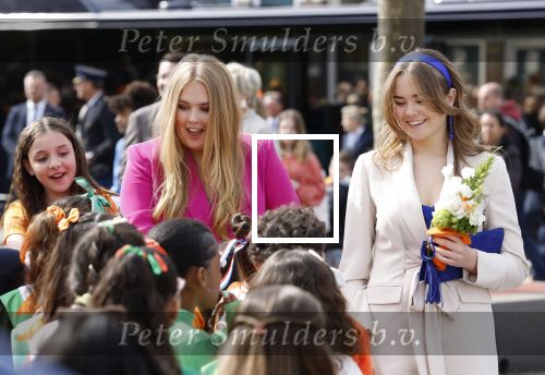 Rotterdam 27 april 2023
Koningsdag 2023 in Rotterdam met aanwezig Koning Willem Alexander, KoninginMaxima ,Prinses Amalia, Prinses Ariane ,Prins Constantijn ,Prinses Laurentien ,Prins Maurits ,Prinses Marilene ,Prins Bernhard ,Prinses Annette ,Prins Floris ,Prinses Aimee ,Prins Pieter Christiaan, en Prinses Anita .
Burgemeester Aboutaleb is de gastheer.
