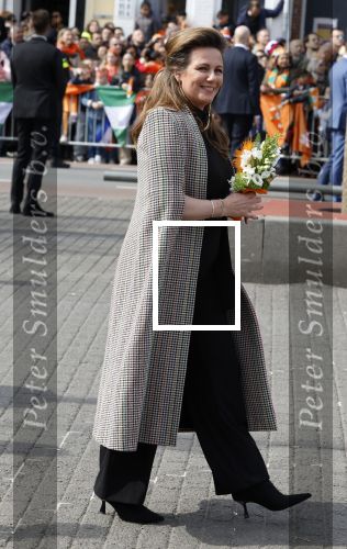 Rotterdam 27 april 2023
Koningsdag 2023 in Rotterdam met aanwezig Koning Willem Alexander, KoninginMaxima ,Prinses Amalia, Prinses Ariane ,Prins Constantijn ,Prinses Laurentien ,Prins Maurits ,Prinses Marilene ,Prins Bernhard ,Prinses Annette ,Prins Floris ,Prinses Aimee ,Prins Pieter Christiaan, en Prinses Anita .
Burgemeester Aboutaleb is de gastheer.