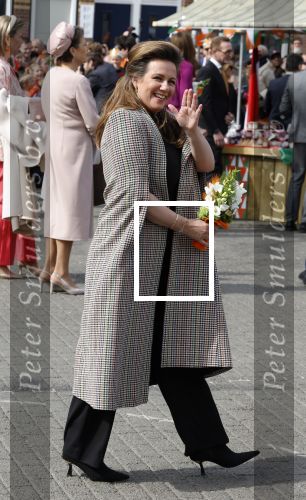 Rotterdam 27 april 2023
Koningsdag 2023 in Rotterdam met aanwezig Koning Willem Alexander, KoninginMaxima ,Prinses Amalia, Prinses Ariane ,Prins Constantijn ,Prinses Laurentien ,Prins Maurits ,Prinses Marilene ,Prins Bernhard ,Prinses Annette ,Prins Floris ,Prinses Aimee ,Prins Pieter Christiaan, en Prinses Anita .
Burgemeester Aboutaleb is de gastheer.