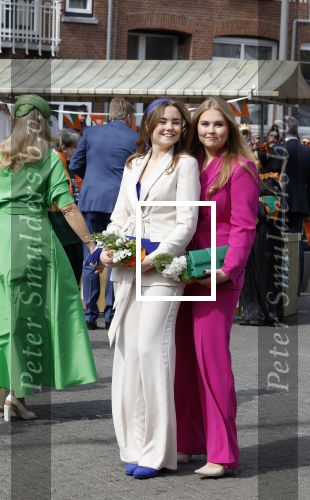 Rotterdam 27 april 2023
Koningsdag 2023 in Rotterdam met aanwezig Koning Willem Alexander, KoninginMaxima ,Prinses Amalia, Prinses Ariane ,Prins Constantijn ,Prinses Laurentien ,Prins Maurits ,Prinses Marilene ,Prins Bernhard ,Prinses Annette ,Prins Floris ,Prinses Aimee ,Prins Pieter Christiaan, en Prinses Anita .
Burgemeester Aboutaleb is de gastheer.