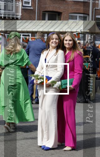 Rotterdam 27 april 2023
Koningsdag 2023 in Rotterdam met aanwezig Koning Willem Alexander, KoninginMaxima ,Prinses Amalia, Prinses Ariane ,Prins Constantijn ,Prinses Laurentien ,Prins Maurits ,Prinses Marilene ,Prins Bernhard ,Prinses Annette ,Prins Floris ,Prinses Aimee ,Prins Pieter Christiaan, en Prinses Anita .
Burgemeester Aboutaleb is de gastheer.