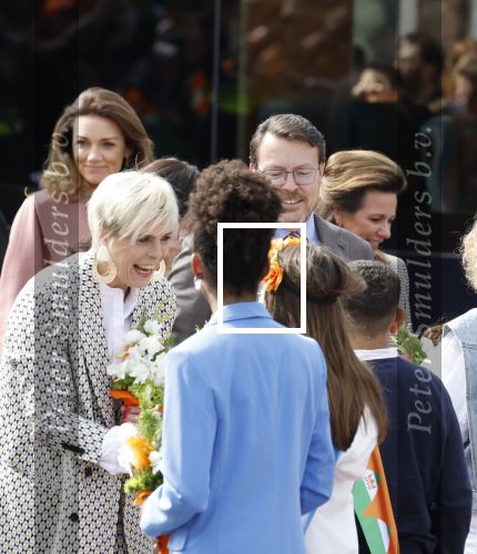 Rotterdam 27 april 2023
Koningsdag 2023 in Rotterdam met aanwezig Koning Willem Alexander, KoninginMaxima ,Prinses Amalia, Prinses Ariane ,Prins Constantijn ,Prinses Laurentien ,Prins Maurits ,Prinses Marilene ,Prins Bernhard ,Prinses Annette ,Prins Floris ,Prinses Aimee ,Prins Pieter Christiaan, en Prinses Anita .
Burgemeester Aboutaleb is de gastheer.