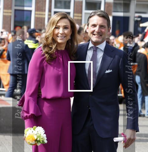 Rotterdam 27 april 2023
Koningsdag 2023 in Rotterdam met aanwezig Koning Willem Alexander, KoninginMaxima ,Prinses Amalia, Prinses Ariane ,Prins Constantijn ,Prinses Laurentien ,Prins Maurits ,Prinses Marilene ,Prins Bernhard ,Prinses Annette ,Prins Floris ,Prinses Aimee ,Prins Pieter Christiaan, en Prinses Anita .
Burgemeester Aboutaleb is de gastheer.