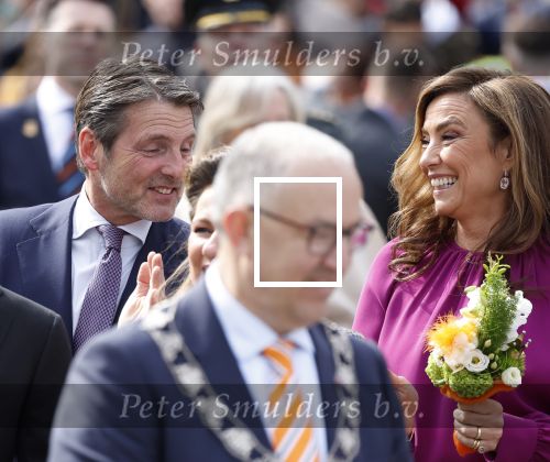 Rotterdam 27 april 2023
Koningsdag 2023 in Rotterdam met aanwezig Koning Willem Alexander, KoninginMaxima ,Prinses Amalia, Prinses Ariane ,Prins Constantijn ,Prinses Laurentien ,Prins Maurits ,Prinses Marilene ,Prins Bernhard ,Prinses Annette ,Prins Floris ,Prinses Aimee ,Prins Pieter Christiaan, en Prinses Anita .
Burgemeester Aboutaleb is de gastheer.