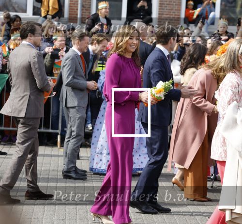 Rotterdam 27 april 2023
Koningsdag 2023 in Rotterdam met aanwezig Koning Willem Alexander, KoninginMaxima ,Prinses Amalia, Prinses Ariane ,Prins Constantijn ,Prinses Laurentien ,Prins Maurits ,Prinses Marilene ,Prins Bernhard ,Prinses Annette ,Prins Floris ,Prinses Aimee ,Prins Pieter Christiaan, en Prinses Anita .
Burgemeester Aboutaleb is de gastheer.