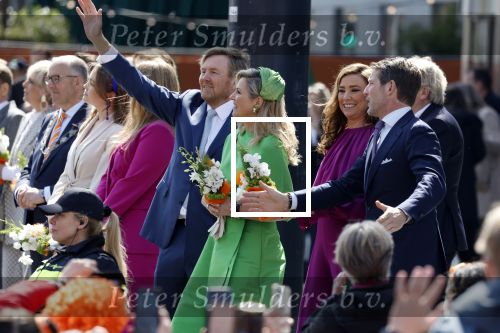 Rotterdam 27 april 2023
Koningsdag 2023 in Rotterdam met aanwezig Koning Willem Alexander, KoninginMaxima ,Prinses Amalia, Prinses Ariane ,Prins Constantijn ,Prinses Laurentien ,Prins Maurits ,Prinses Marilene ,Prins Bernhard ,Prinses Annette ,Prins Floris ,Prinses Aimee ,Prins Pieter Christiaan, en Prinses Anita .
Burgemeester Aboutaleb is de gastheer.