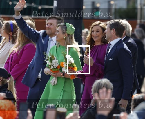 Rotterdam 27 april 2023
Koningsdag 2023 in Rotterdam met aanwezig Koning Willem Alexander, KoninginMaxima ,Prinses Amalia, Prinses Ariane ,Prins Constantijn ,Prinses Laurentien ,Prins Maurits ,Prinses Marilene ,Prins Bernhard ,Prinses Annette ,Prins Floris ,Prinses Aimee ,Prins Pieter Christiaan, en Prinses Anita .
Burgemeester Aboutaleb is de gastheer.
