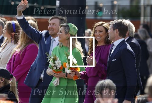 Rotterdam 27 april 2023
Koningsdag 2023 in Rotterdam met aanwezig Koning Willem Alexander, KoninginMaxima ,Prinses Amalia, Prinses Ariane ,Prins Constantijn ,Prinses Laurentien ,Prins Maurits ,Prinses Marilene ,Prins Bernhard ,Prinses Annette ,Prins Floris ,Prinses Aimee ,Prins Pieter Christiaan, en Prinses Anita .
Burgemeester Aboutaleb is de gastheer.