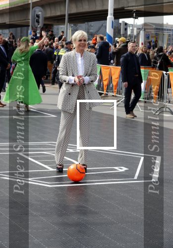 Rotterdam 27 april 2023
Koningsdag 2023 in Rotterdam met aanwezig Koning Willem Alexander, KoninginMaxima ,Prinses Amalia, Prinses Ariane ,Prins Constantijn ,Prinses Laurentien ,Prins Maurits ,Prinses Marilene ,Prins Bernhard ,Prinses Annette ,Prins Floris ,Prinses Aimee ,Prins Pieter Christiaan, en Prinses Anita .
Burgemeester Aboutaleb is de gastheer.  De Royals gaan voetballen bij Touzani