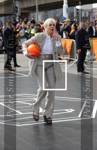 Rotterdam 27 april 2023
Koningsdag 2023 in Rotterdam met aanwezig Koning Willem Alexander, KoninginMaxima ,Prinses Amalia, Prinses Ariane ,Prins Constantijn ,Prinses Laurentien ,Prins Maurits ,Prinses Marilene ,Prins Bernhard ,Prinses Annette ,Prins Floris ,Prinses Aimee ,Prins Pieter Christiaan, en Prinses Anita .
Burgemeester Aboutaleb is de gastheer.  De Royals gaan voetballen bij Touzani
