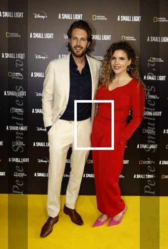 Amsterdam 17 april  2023
Premiere a small light in Tuschinski.
Renze Klamer met ...