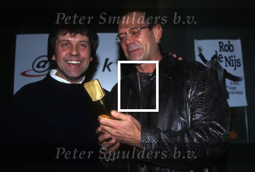 Amsterdam, 9 Februari 1991
Rob de Nijs en Frank Ashton en een gouden microfoon