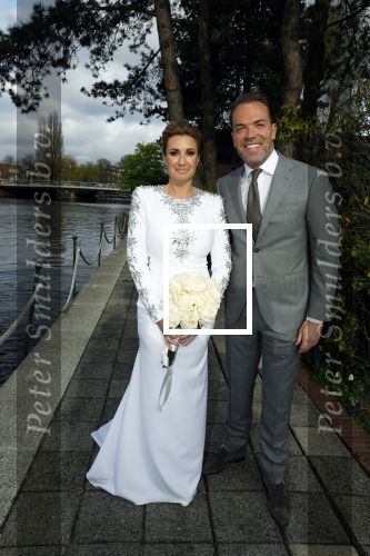 Amsterdam 15 april 2023
Robert Doornbos en Chantal Bles zijn vandaag op een prachtige salonboot getrouwd.
