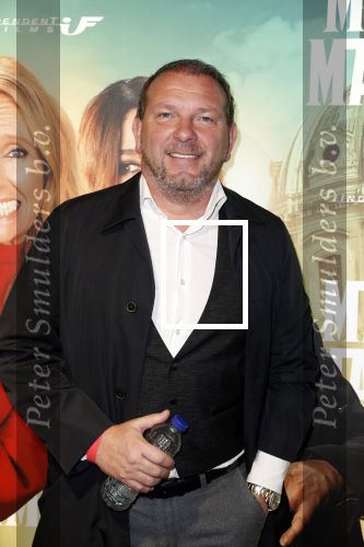 Amsterdam 17 april 2023
Premiere Mafia mama in pathe Arena.
Robert Leroy met vriendin Jamie