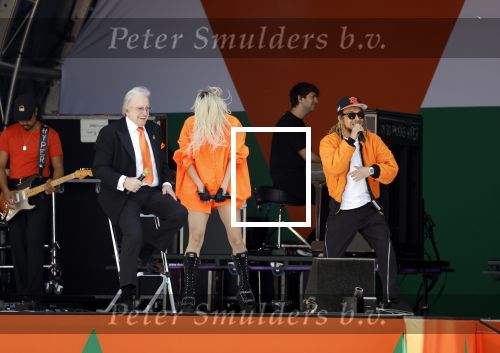 Rotterdam 27 april 2023
Koningsdag 2023 in Rotterdam met aanwezig Koning Willem Alexander, KoninginMaxima ,Prinses Amalia, Prinses Ariane ,Prins Constantijn ,Prinses Laurentien ,Prins Maurits ,Prinses Marilene ,Prins Bernhard ,Prinses Annette ,Prins Floris ,Prinses Aimee ,Prins Pieter Christiaan, en Prinses Anita .
Burgemeester Aboutaleb is de gastheer. Lee Towers Davina Michelle en Ronnie Flex treden op.