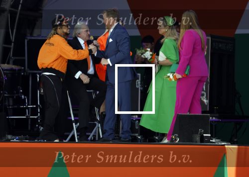 Rotterdam 27 april 2023
Koningsdag 2023 in Rotterdam met aanwezig Koning Willem Alexander, KoninginMaxima ,Prinses Amalia, Prinses Ariane ,Prins Constantijn ,Prinses Laurentien ,Prins Maurits ,Prinses Marilene ,Prins Bernhard ,Prinses Annette ,Prins Floris ,Prinses Aimee ,Prins Pieter Christiaan, en Prinses Anita .
Burgemeester Aboutaleb is de gastheer. Optreden van Lee Towers Davina Michelle en Ronnie Flex.