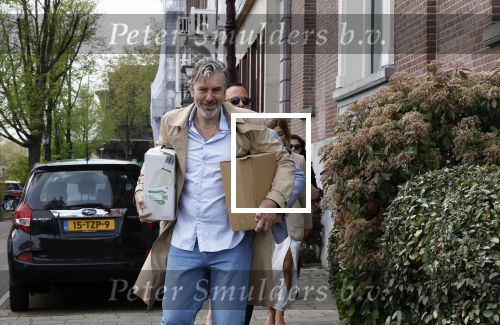 Amsterdam 5 en 6 mei 2023
Ruud de Wild en Olcay Gulsen zijn hun huis aan het verbouwen en zijn nog opnames aan het maken voor hun documentaire. Ook zus Dolshe Gulsen is erbij.