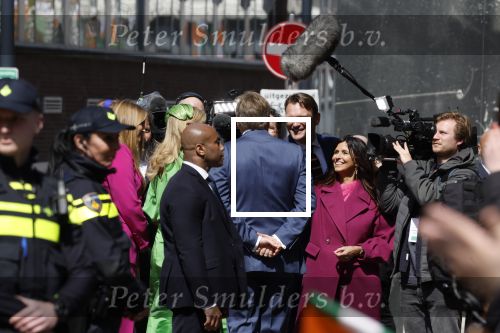 Rotterdam 27 april 2023
Koningsdag 2023 in Rotterdam met aanwezig Koning Willem Alexander, KoninginMaxima ,Prinses Amalia, Prinses Ariane ,Prins Constantijn ,Prinses Laurentien ,Prins Maurits ,Prinses Marilene ,Prins Bernhard ,Prinses Annette ,Prins Floris ,Prinses Aimee ,Prins Pieter Christiaan, en Prinses Anita .
Burgemeester Aboutaleb is de gastheer. Sandra Schuurhof
