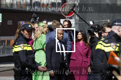 Rotterdam 27 april 2023
Koningsdag 2023 in Rotterdam met aanwezig Koning Willem Alexander, KoninginMaxima ,Prinses Amalia, Prinses Ariane ,Prins Constantijn ,Prinses Laurentien ,Prins Maurits ,Prinses Marilene ,Prins Bernhard ,Prinses Annette ,Prins Floris ,Prinses Aimee ,Prins Pieter Christiaan, en Prinses Anita .
Burgemeester Aboutaleb is de gastheer. Sandra Schuurhof