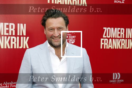 Amsterdam 24 april 2023
Premiere Zomer in Frankrijk in het ketelhuis met in de hoofdrollen oa Jasmine Sendar , Jan Kooijman , Fockeline Ouwerkerk Tjebbo Gerritsma en Marc de Cloe .
Tjebbo Gerritsma met partner en kinderen