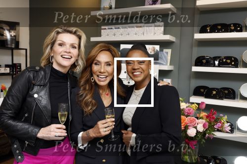 Amsterdam 24 april 2023
Presentatie nieuwe verzorgingslijn van patty Brard ism het Kruidvat.
Tooske Ragas Natacha Harlequin en Bart Ettekoven