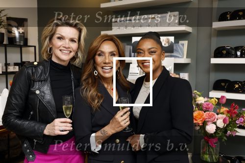 Amsterdam 24 april 2023
Presentatie nieuwe verzorgingslijn van patty Brard ism het Kruidvat.
Tooske Ragas Natacha Harlequin en Bart Ettekoven