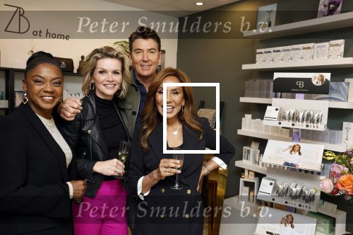 Amsterdam 24 april 2023
Presentatie nieuwe verzorgingslijn van patty Brard ism het Kruidvat.
Tooske Ragas Natacha Harlequin en Bart Ettekoven