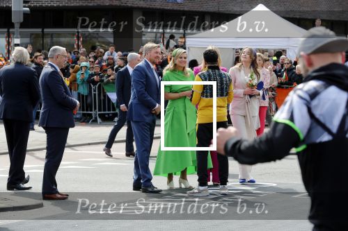 Rotterdam 27 april 2023
Koningsdag 2023 in Rotterdam met aanwezig Koning Willem Alexander, KoninginMaxima ,Prinses Amalia, Prinses Ariane ,Prins Constantijn ,Prinses Laurentien ,Prins Maurits ,Prinses Marilene ,Prins Bernhard ,Prinses Annette ,Prins Floris ,Prinses Aimee ,Prins Pieter Christiaan, en Prinses Anita .
Burgemeester Aboutaleb is de gastheer.  De Royals gaan voetballen bij Touzani