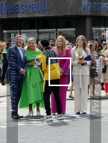 Rotterdam 27 april 2023
Koningsdag 2023 in Rotterdam met aanwezig Koning Willem Alexander, KoninginMaxima ,Prinses Amalia, Prinses Ariane ,Prins Constantijn ,Prinses Laurentien ,Prins Maurits ,Prinses Marilene ,Prins Bernhard ,Prinses Annette ,Prins Floris ,Prinses Aimee ,Prins Pieter Christiaan, en Prinses Anita .
Burgemeester Aboutaleb is de gastheer.  De Royals gaan voetballen bij Touzani