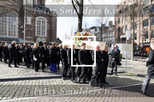 Amsterdam 15 april 2023
Herdenkingstdienst vooraf aan de begrafenis van Huub Oosterhuis in de Westertoren . Daarna gingen ze met de boot naar begraafplaats Zorgvlied