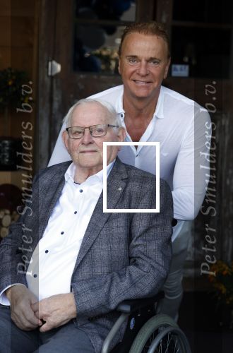 Noorden  30 april 2023
Gerard Joling viert zijn 63e verjaardag.
Wino Omtzigt met zijn vader