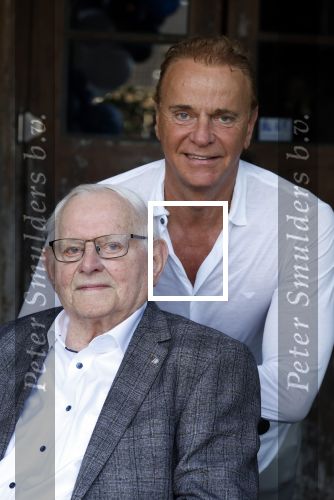 Noorden  30 april 2023
Gerard Joling viert zijn 63e verjaardag.
Wino Omtzigt met zijn vader