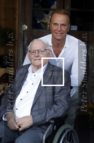 Noorden  30 april 2023
Gerard Joling viert zijn 63e verjaardag.
Wino Omtzigt met zijn vader