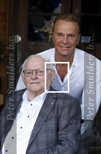 Noorden  30 april 2023
Gerard Joling viert zijn 63e verjaardag.
Wino Omtzigt met zijn vader
