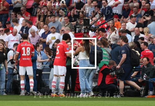 Eindhoven, 13 April 2024
Kompetitie PSV-Vitesse, eindstand 6-0
Andre Ramalho met echtgenote en baby