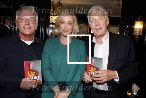 Amsterdam 23 april 2024
Boekpresntatie Andre v Duin in het Apollo first hotel. Eva Jinek presenteerde de boekpresentatie met Andre v Duin en schrijver Jan Vriend