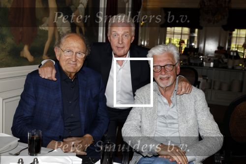Amsterdam 23 april 2024
Boekpresntatie Andre v Duin in het Apollo first hotel. Andre v Duin Joop v d Ende en Jan Slagter